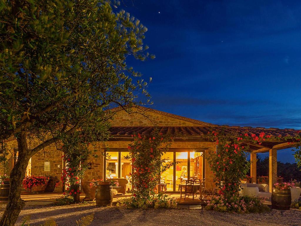 Podere La Casetta - Casa Di Campagna Монтайоне Экстерьер фото